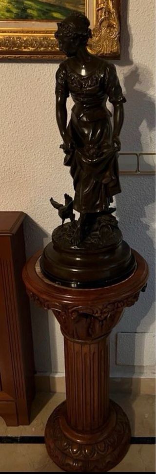 2 columnas de mármol y madera tallada