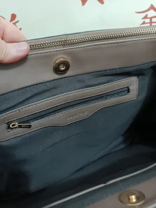 Bolso azul, mostaza y rojizo