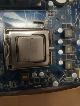 Gigabyte GA-EG45M-UD2H Placa Base