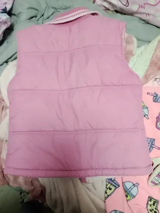 Chaleco acolchado niña rosa T. 10-12.