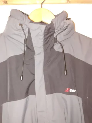 Chaqueta técnica con capucha hombre XL