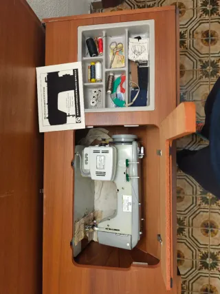 Máquina de coser alemana Privileg