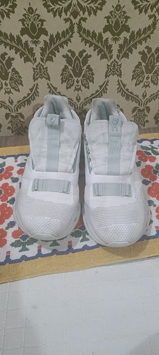 Zapatillas On Running on cloud