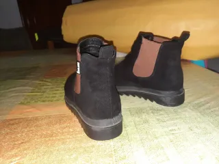 Botas Chelsea Colors Talla 40 Negras