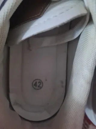 Zapatillas Bokai Beige y Blancas