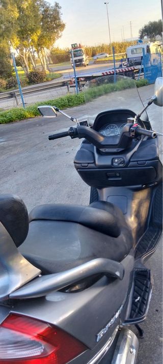 Suzuki Burgman 250cc Automática