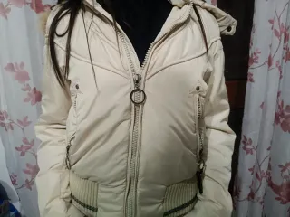 Piumino Versace Sport donna beige