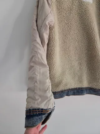 Chaqueta vaquera Hollister borreguito