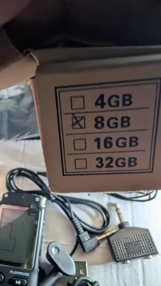 Grabadora Digital 8GB con Micrófonos y Auriculares