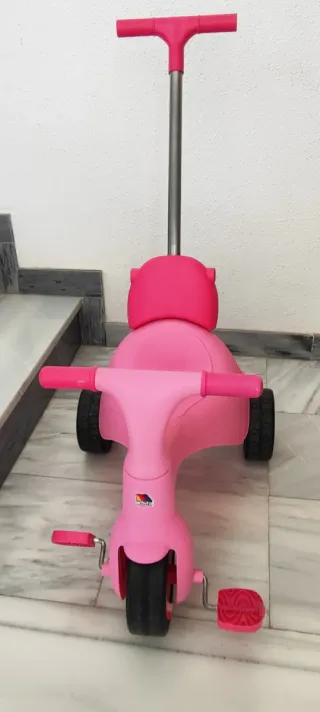 Triciclo rosa para niña
