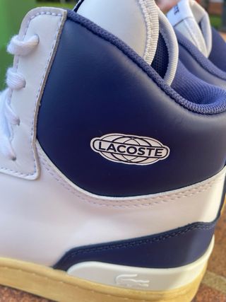 Zapatillas altas Lacoste blancas y azules