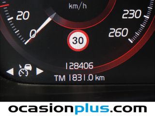 Volvo XC40 T4 Momentum Auto 140 kW (190 CV)