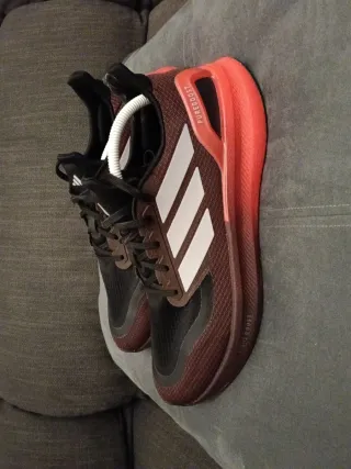 Scarpe Nike Bordeaux e Rosse