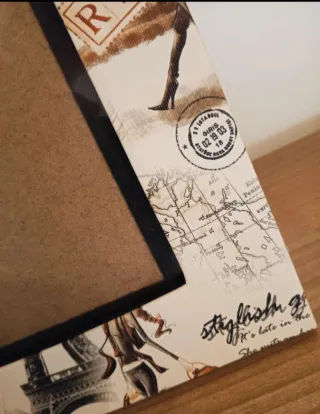 Marco de fotos decorativo París