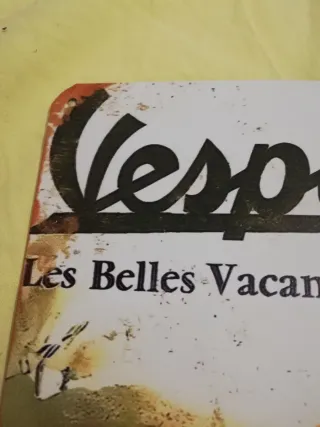 Targa pubblicitaria Vespa in metallo stile vintage