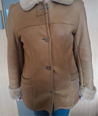 Pelliza de piel marrón
