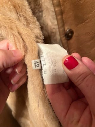 Pelliza de piel marrón