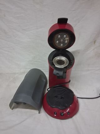 Cafetera de Cápsulas Roja