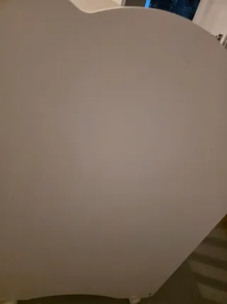 Cuna de bebé blanca