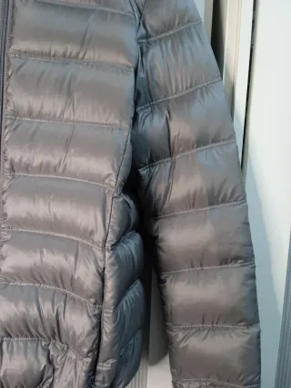 Chaqueta de plumas gris/verde talla M