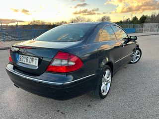 Mercedes-Benz  CLK 350 v6 gasolina 2005 pegatina(B