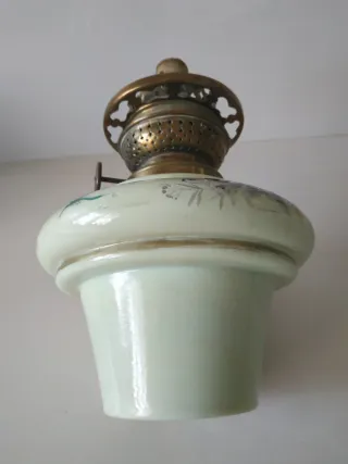 Quinqué antiguo opalina verde decorado