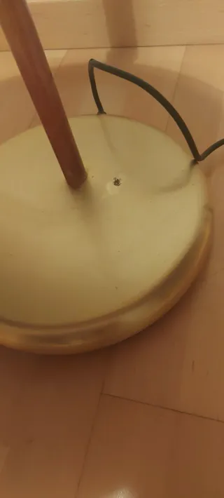 Lámpara de pie madera y metal