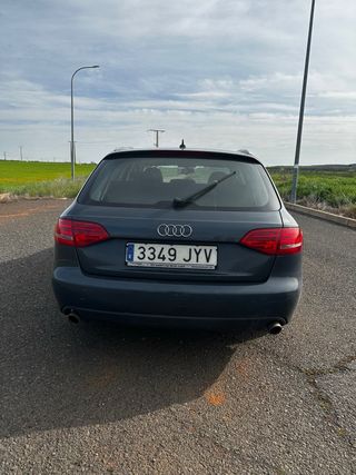 Audi A4 2009 v6 2.7
