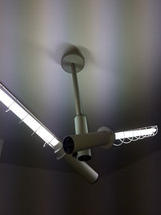 Lampadario moderno metallo e plastica