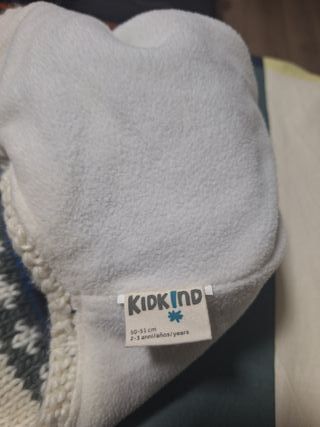 Cuffia bimbo pon pon e trecce 2-3 anni