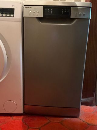 Lote Lavavajillas y Aire Acondicionado