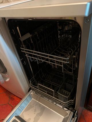 Lote Lavavajillas y Aire Acondicionado