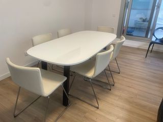 Mesa comedor blanca y 6 sillas