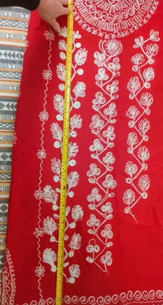 Vestito da Carnevale rosso ricamato taglia unica