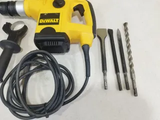 Martillo Dewalt DW 976 con maletín