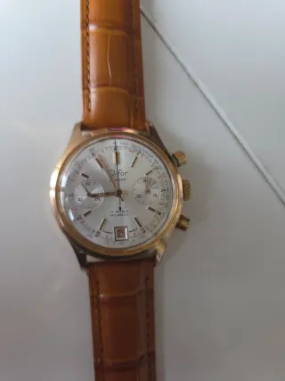 Reloj Cronógrafo Difor Dorado y Blanco