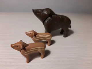 SOLO ENVÍO Playmobil familia jabalíes