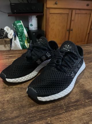 Adidas Deerupt Runner BD7890 negras