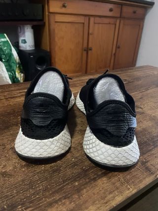 Adidas Deerupt Runner BD7890 negras