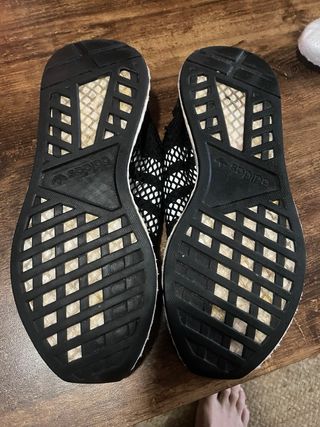 Adidas Deerupt Runner BD7890 negras