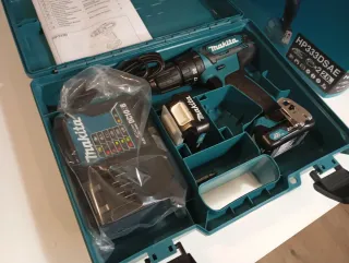 Taladro Percutor Makita HP333DSAE CXT nuevo