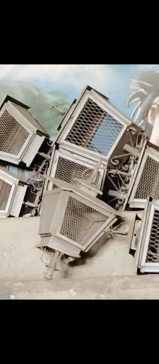 Farolas metálicas plateadas (unidad)