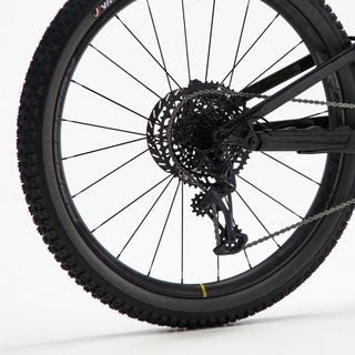 Bicicleta MTB All Mountain Feel 900 S Team Edition Cuadro