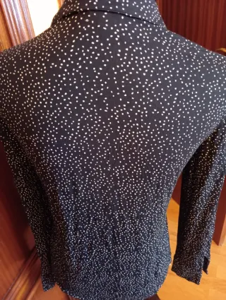 Camisa Massimo Dutti lunares talla 40