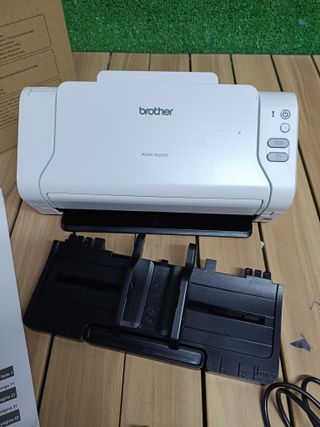 Scanner Brother ADS-2200 con Alimentatore Automatico