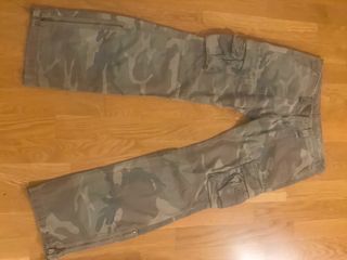 Pantalones cargo Le Temps des Cerises