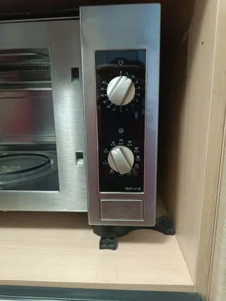 Microondas Teka TMW-22 BI PARA ARREGLAR.NO FUNCION