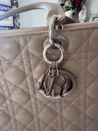 Bolso Lady Dior Grande Beige