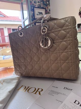 Bolso Lady Dior Grande Beige