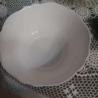 Insalatiera in porcellana bianca e blu